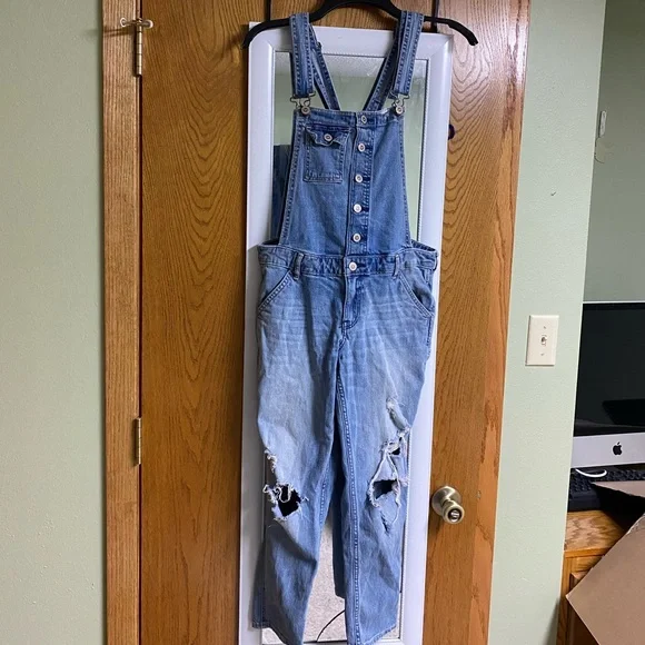 Hollister Blue Denim Distressed Boyfriend Overalls Size Small - Picture 3 of 7
